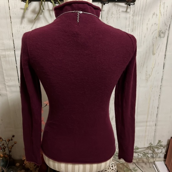 Cashmere Sweater - Picture 2 of 5